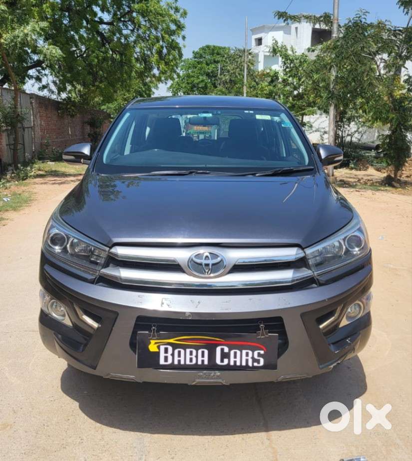 Toyota Innova Crysta 2.4 V, 2017, Diesel