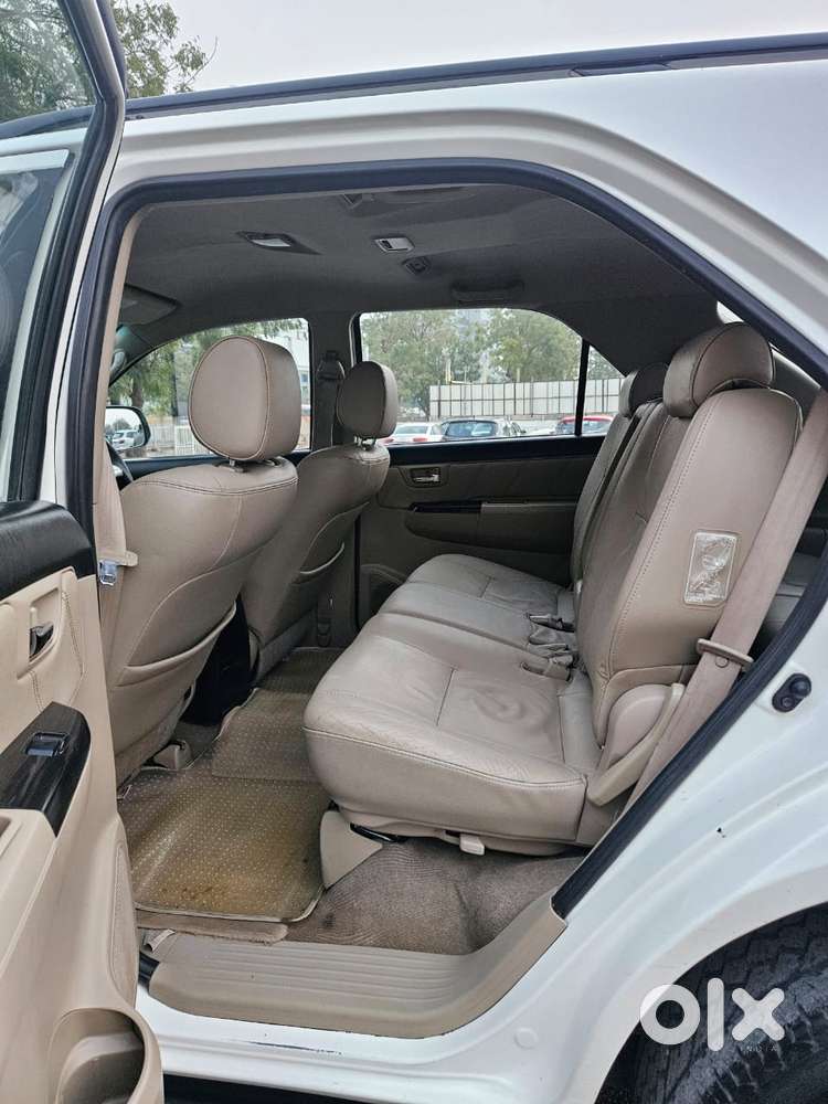 Toyota Fortuner 3.0 4x2 Mt, 2015, Diesel
