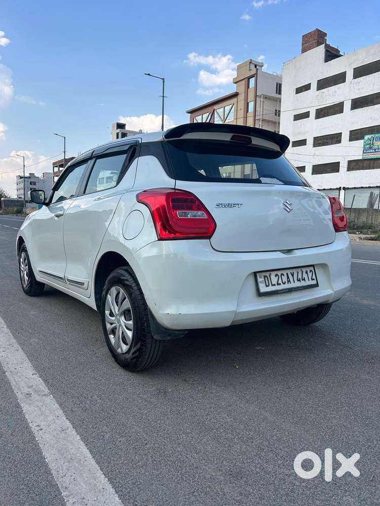 Maruti Suzuki Swift Vxi 1.2 Abs Bs-iv, 2018, Cng & Hybrids