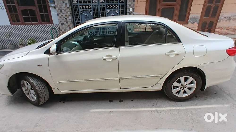 Corolla Altis 2011 Registered 2012 Model Top Model Push Button Start