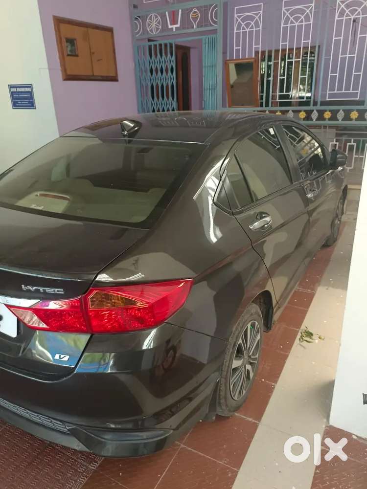 Honda City 1.5 V 2014