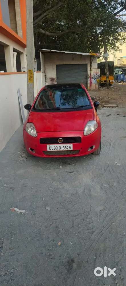 Good Condition Dl Registration Reddy Noc Available