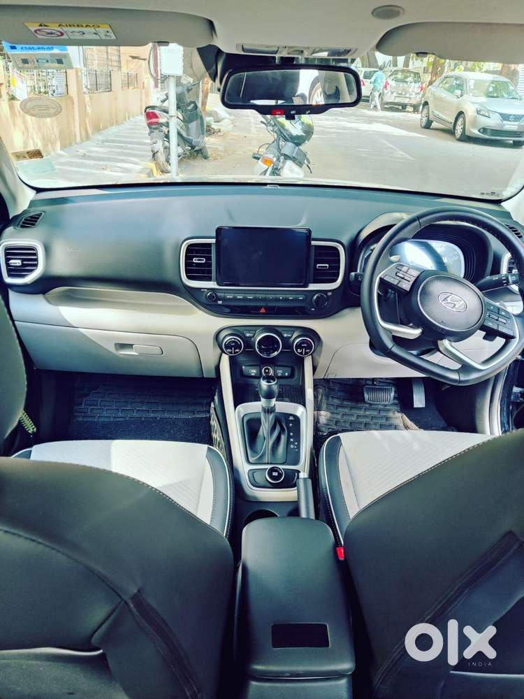 Hyundai Venue 1.0 Sx (o) Turbo Dct, 2024, Petrol