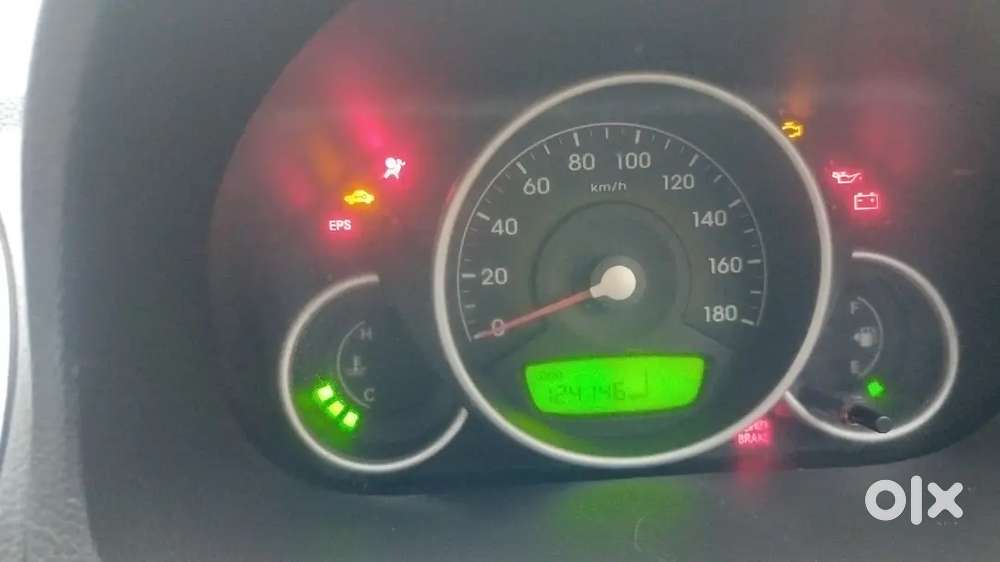 Hyundai Eon Sportz Petrol 2011