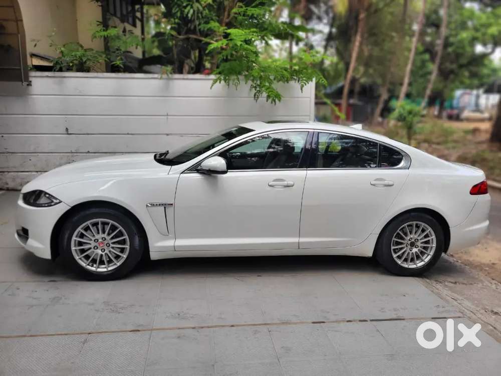 Jaguar Xf 2014 Diesel Well Maintained
