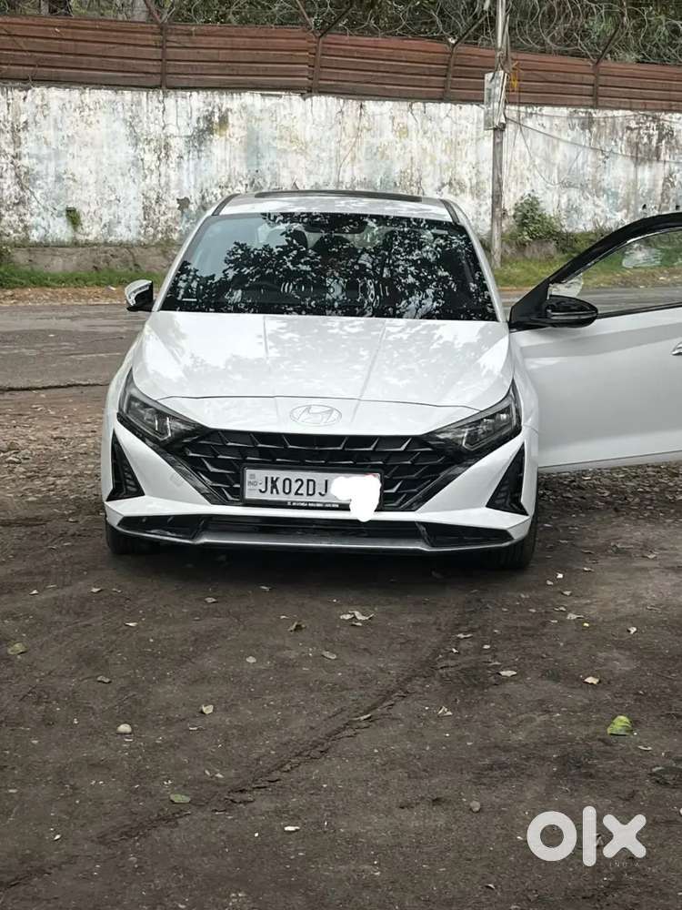 I20 Asta Optional Sunroof Bose Speaker With Bose Woofer