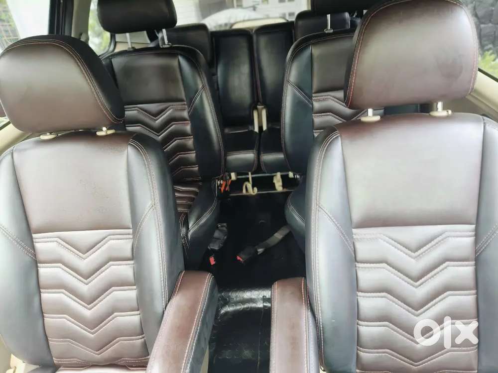 Mahindra Tuv 300 2016 Variant
