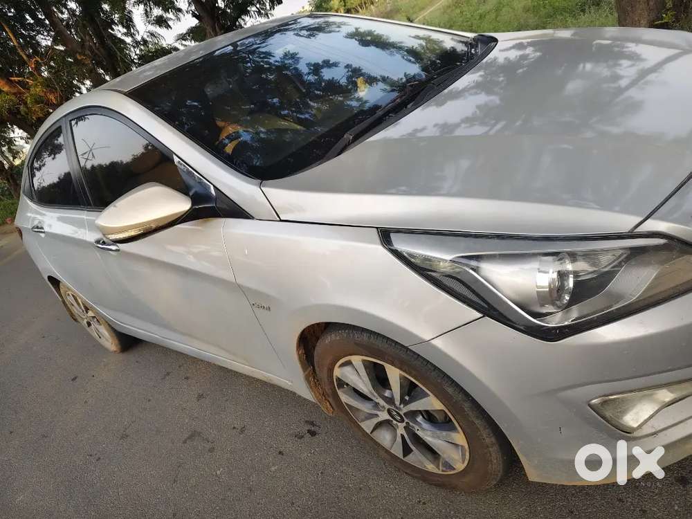 Hyundai Verna 2015