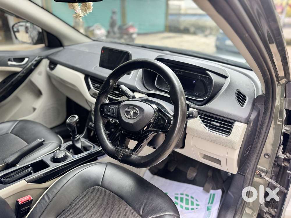 Tata Nexon 1.2 Revotron Xz, 2023, Petrol