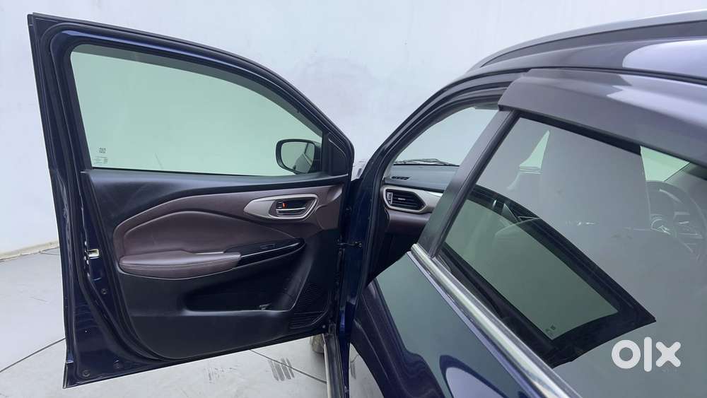 Maruti Suzuki Fronx Alpha 1.0l Turbo 6 At, 2023, Petrol