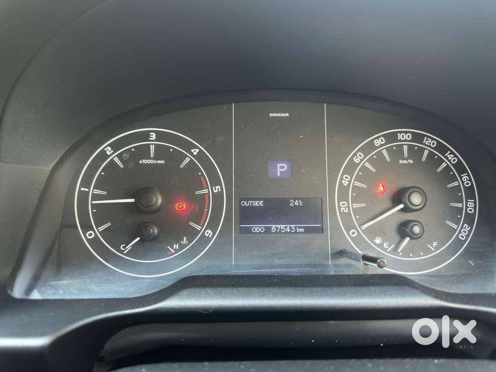 Toyota Innova Crysta 2.4 G Mt, 2021, Diesel