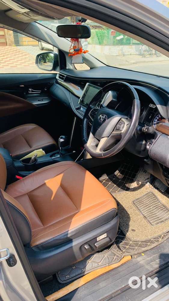 Toyota Innova Crysta 2.8z Automatic, 2020, Diesel