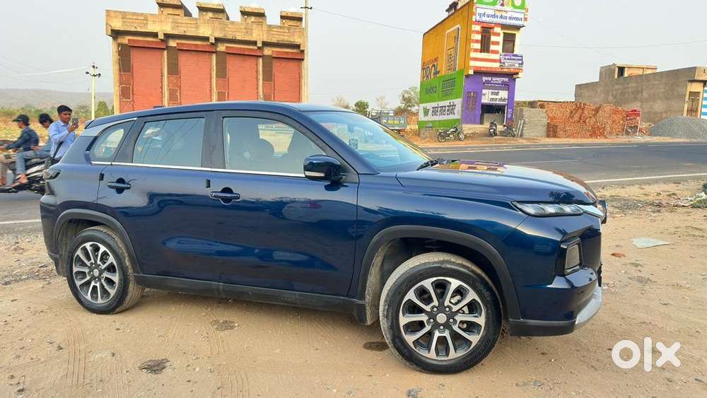 Maruti Suzuki Grand Vitara 2023 Cng & Hybrids Well Maintained
