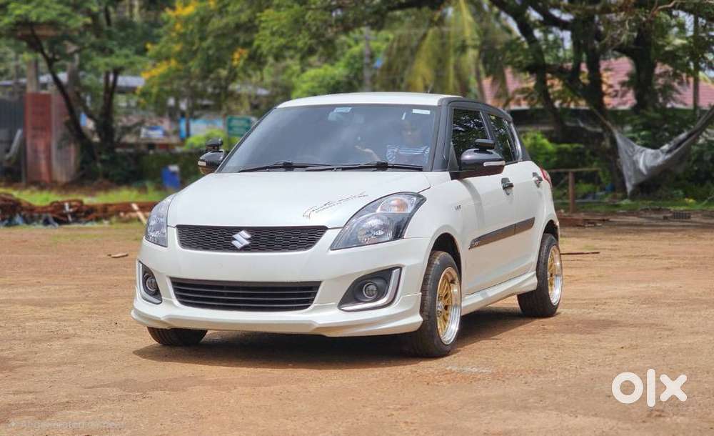 Maruti Suzuki Swift Vxi Optional, 2017, Petrol