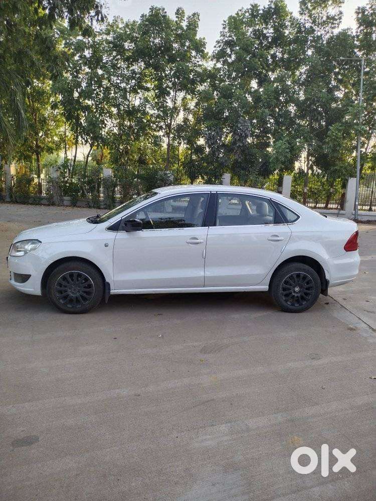Skoda Rapid 2013-2016 1.5 Tdi At Ambition Plus, 2015, Diesel