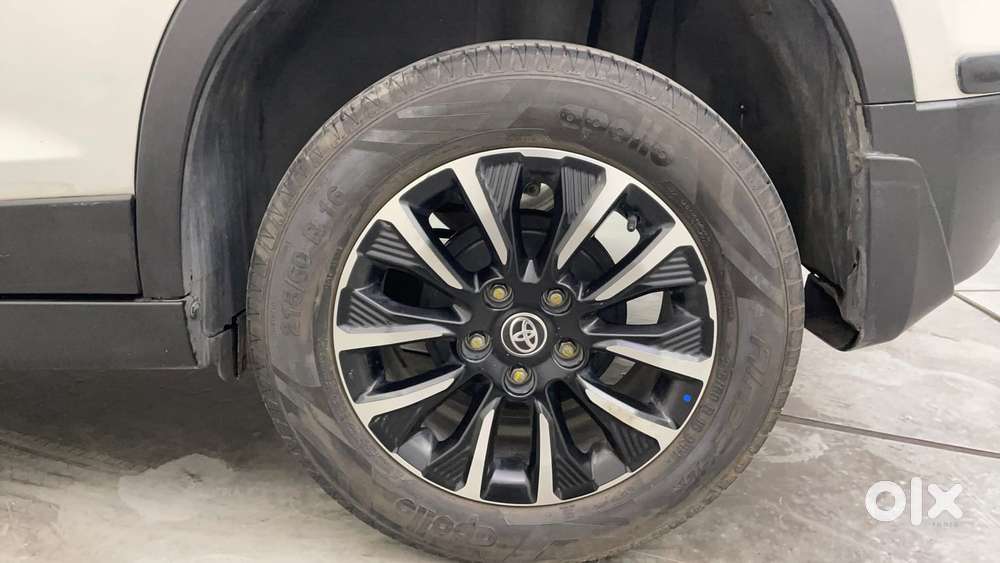 Toyota Urban Cruiser 1.5 Premium Grade At, 2022, Petrol
