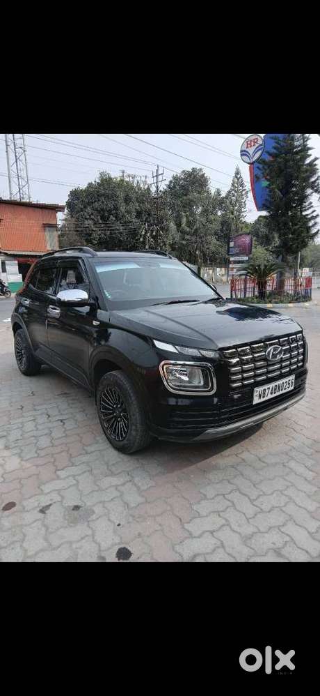 Hyundai Venue 1.2 S Plus, 2023, Petrol