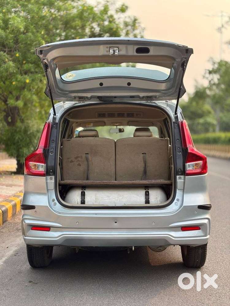 Maruti Suzuki Ertiga 1.4 Vxi Cng Anniversary Edition, 2022, Cng & Hy..