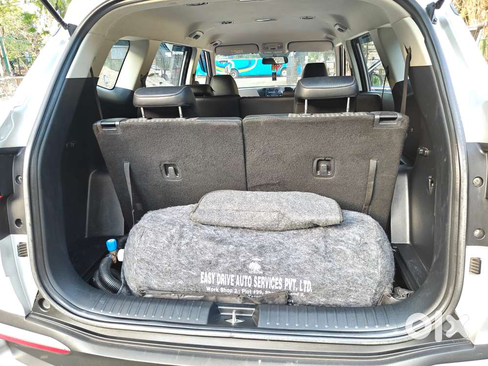 Kia Carnival Prestige, 2023, Cng & Hybrids