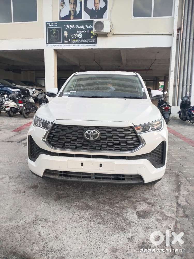 Toyota Innova Hycross 2.0 Vx Hybrid 7 Str, 2026, Petrol