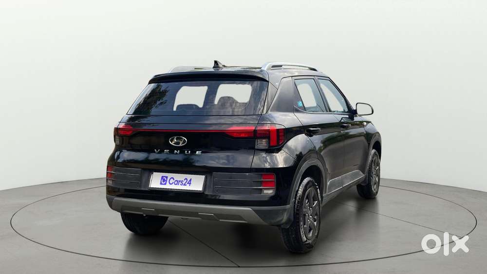Hyundai Venue [2022-ongoing] 1.2 S, 2023, Petrol
