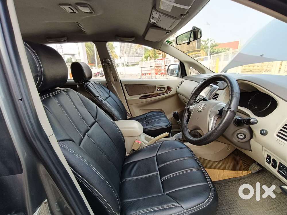 Toyota Innova 2.5 Vx 8 Str Bs-iii, 2012, Diesel