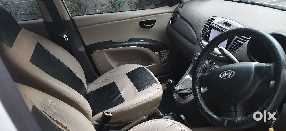 Hyundai I10 Sportz 2011 Petrol