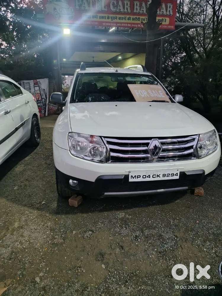 Renault Duster 2013 Diesel Top Model Well Maintained Tyre 90%