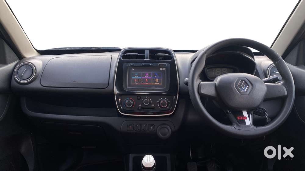 Renault Kwid 1.0 Rxt 02 Anniversary Edition, 2017, Petrol