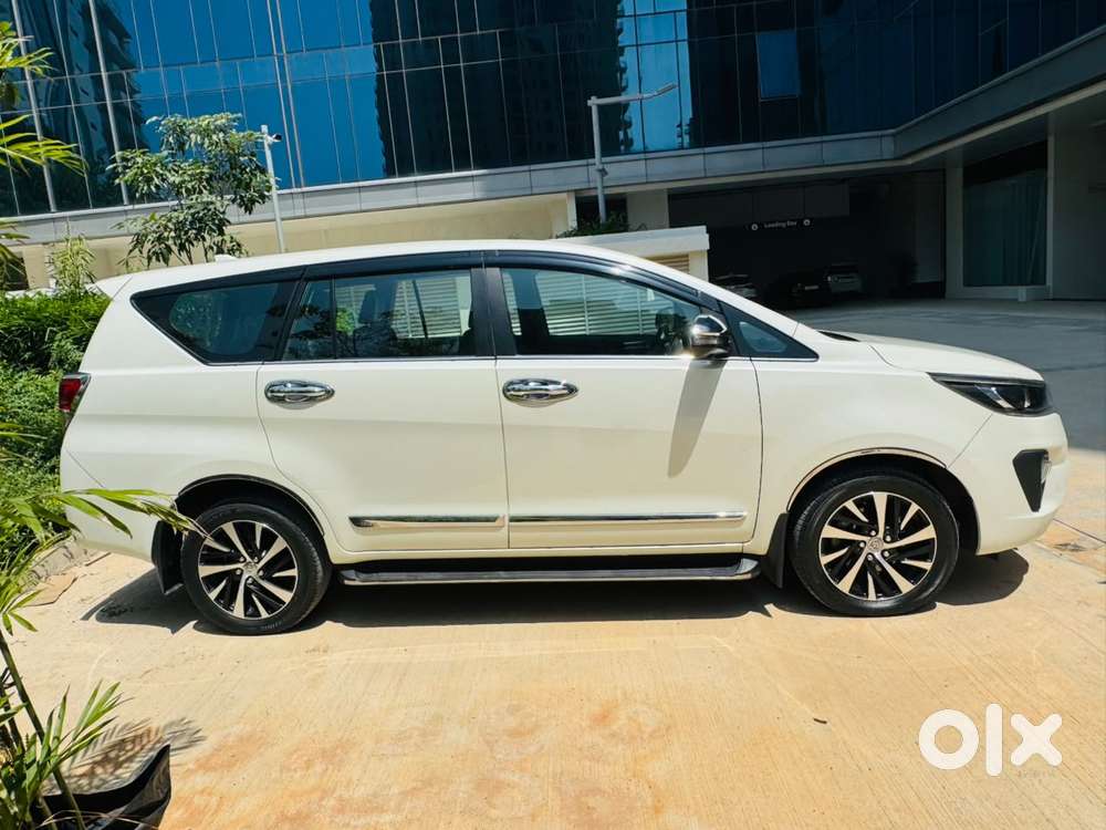 Toyota Innova Crysta Zx 2.4 Diesel 7 Seater, 2022, Diesel