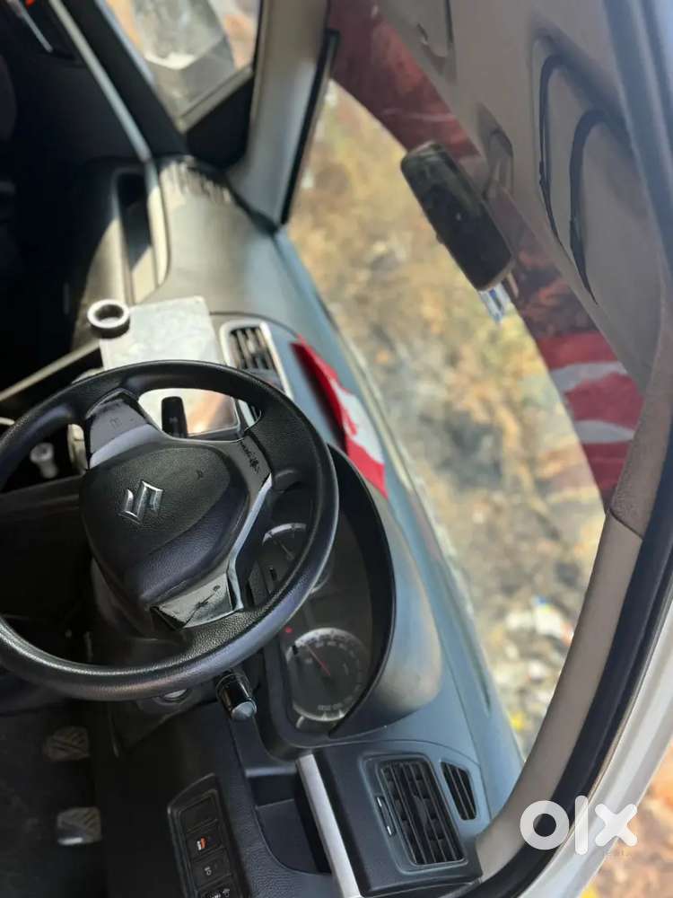 Maruti Suzuki Swift 2012