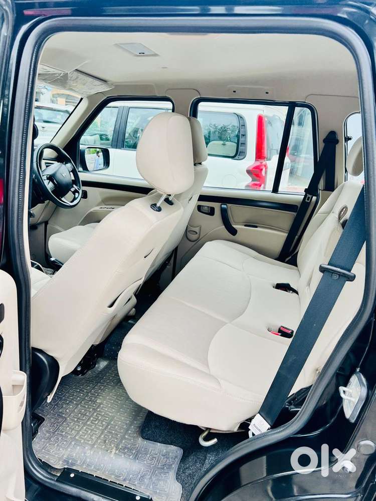 Mahindra Scorpio Classic 2.2 S 11 Mt 7 Str, 2023, Diesel