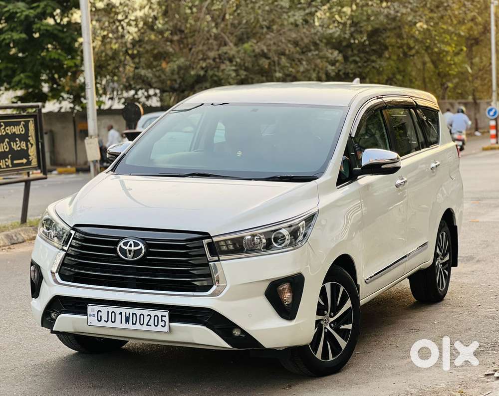 Toyota Innova Crysta