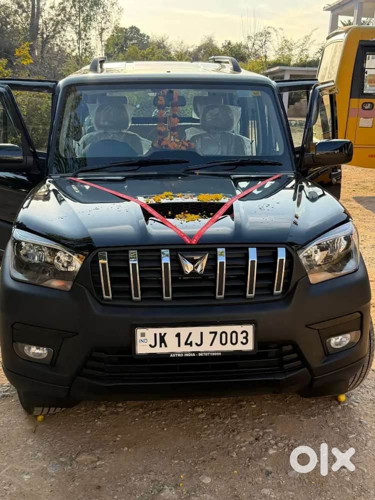 Mahindra Scorpio Classic 2026 Diesel Manual