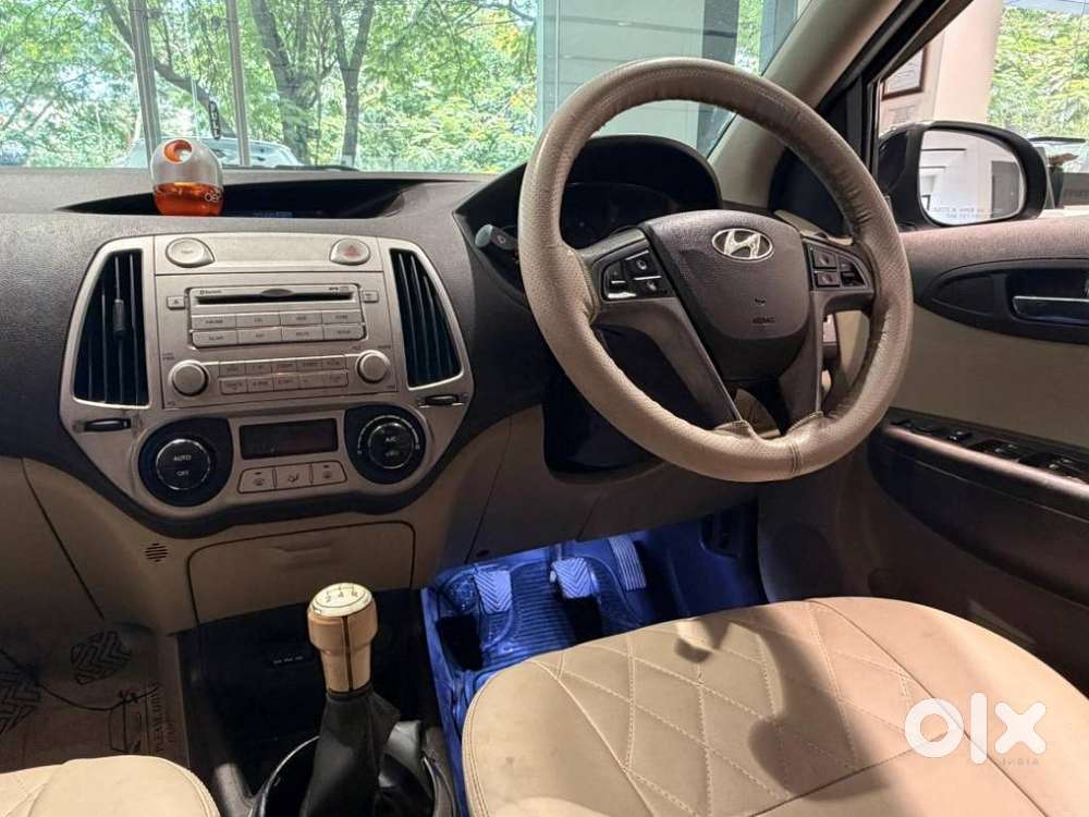 Hyundai I20 2010-2012 1.2 Sportz, 2011, Petrol