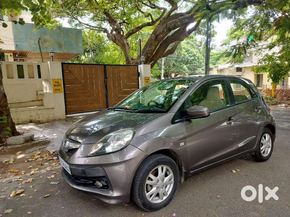 Honda Brio V Mt, 2012, Petrol