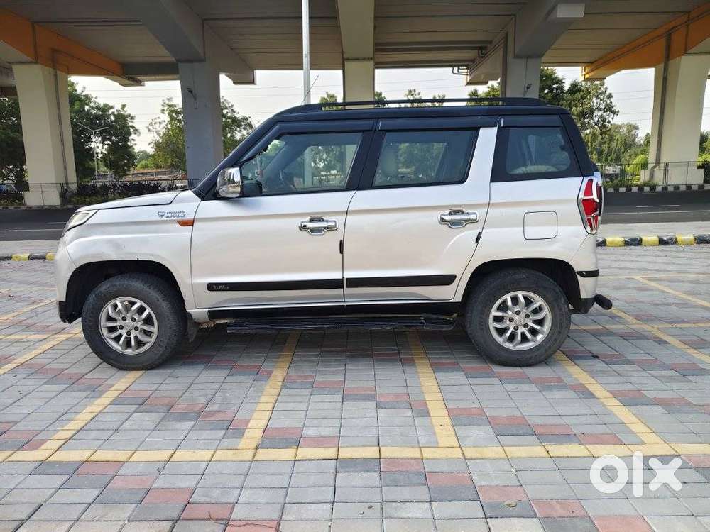 Mahindra Tuv 300 Mhawk100 T8 Dual Tone, 2018, Diesel