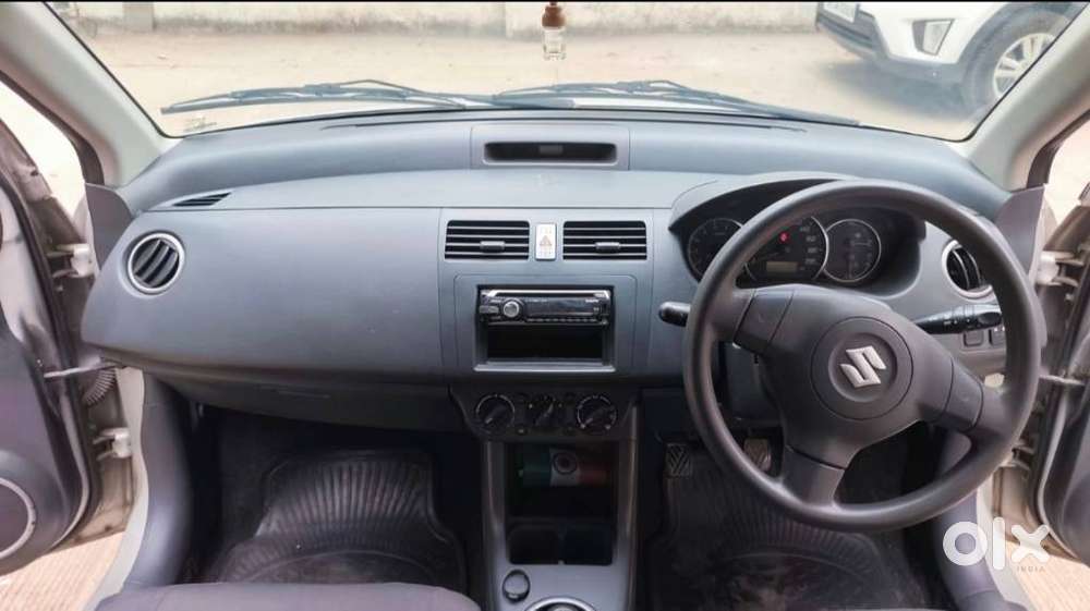 Maruti Suzuki Swift Vxi + Manual, 2009
