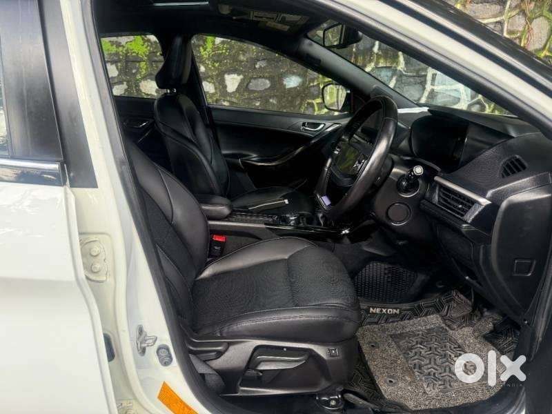 Tata Nexon Fearless Plus 1.2 Revotron Petrol 6 Mt Dt, 2023, Petrol