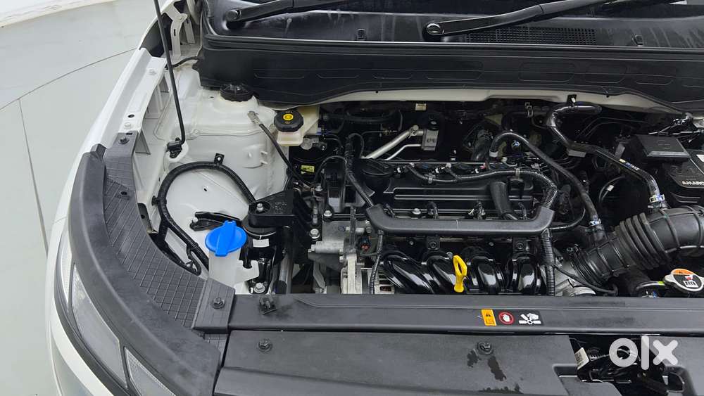 Hyundai Venue [2022-ongoing] 1.2 S, 2025, Petrol