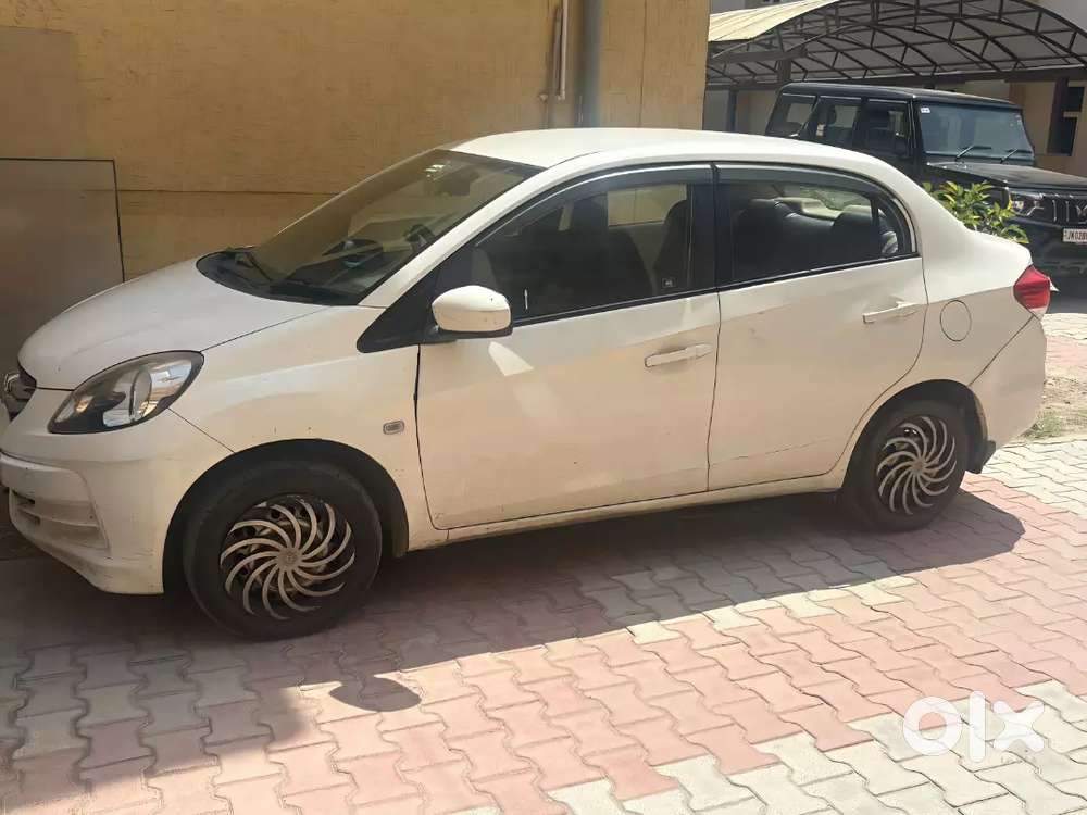 Honda Amaze 2013 Diesel 90475 Km Driven