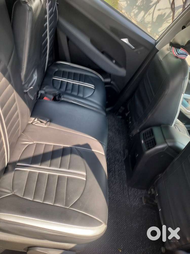 Mg Petrol Car 2020, Km Driven 117000