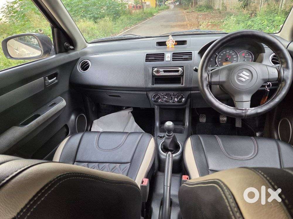Maruti Suzuki Swift Dzire Vxi, 2009, Petrol