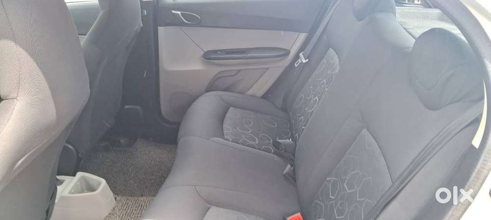 Tata Tiago 1.05 Revotorq Xt, 2017, Petrol