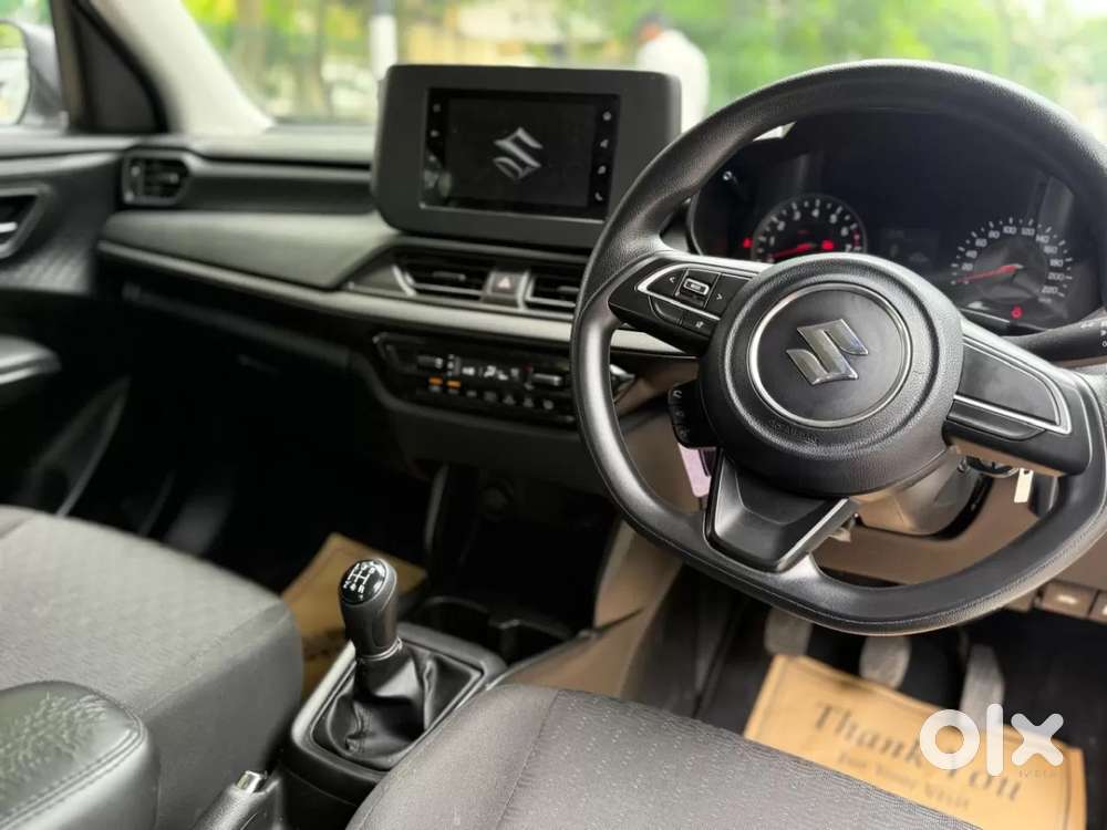 Maruti Suzuki Swift Vxi, 2025, Petrol