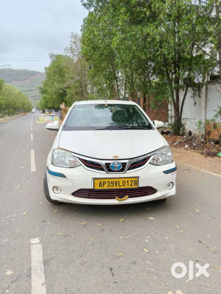 Toyota Etios 2016 Diesel 298000 Km Driven