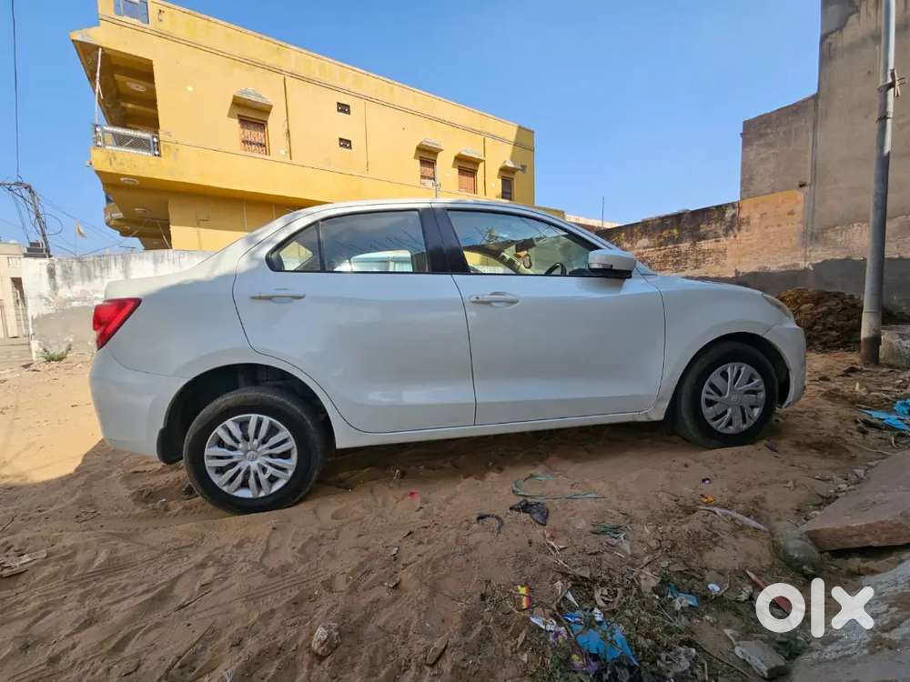 Maruti Suzuki Dzire 2017 Diesel 118000 Km Driven Wmaculte Condition
