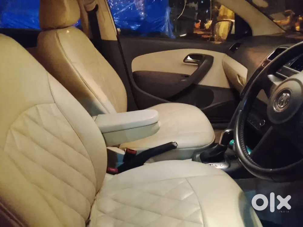 Volkswagen Vento Highline 2011 Car