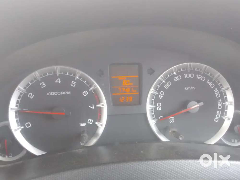 Maruti Suzuki Swift 2012 Petrol 76600 Km Driven
