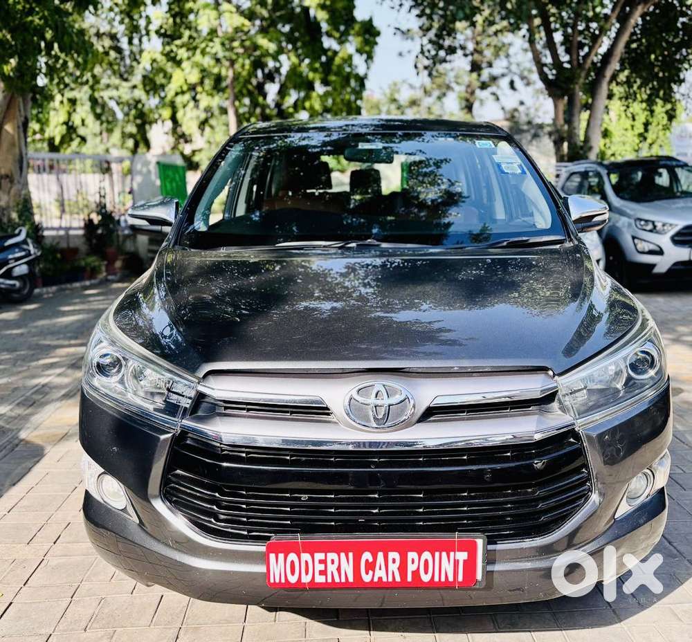 Toyota Innova Crysta 2.8 Zx At, 2016, Diesel